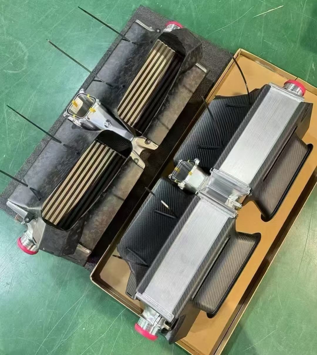 成对成品（左右各一）