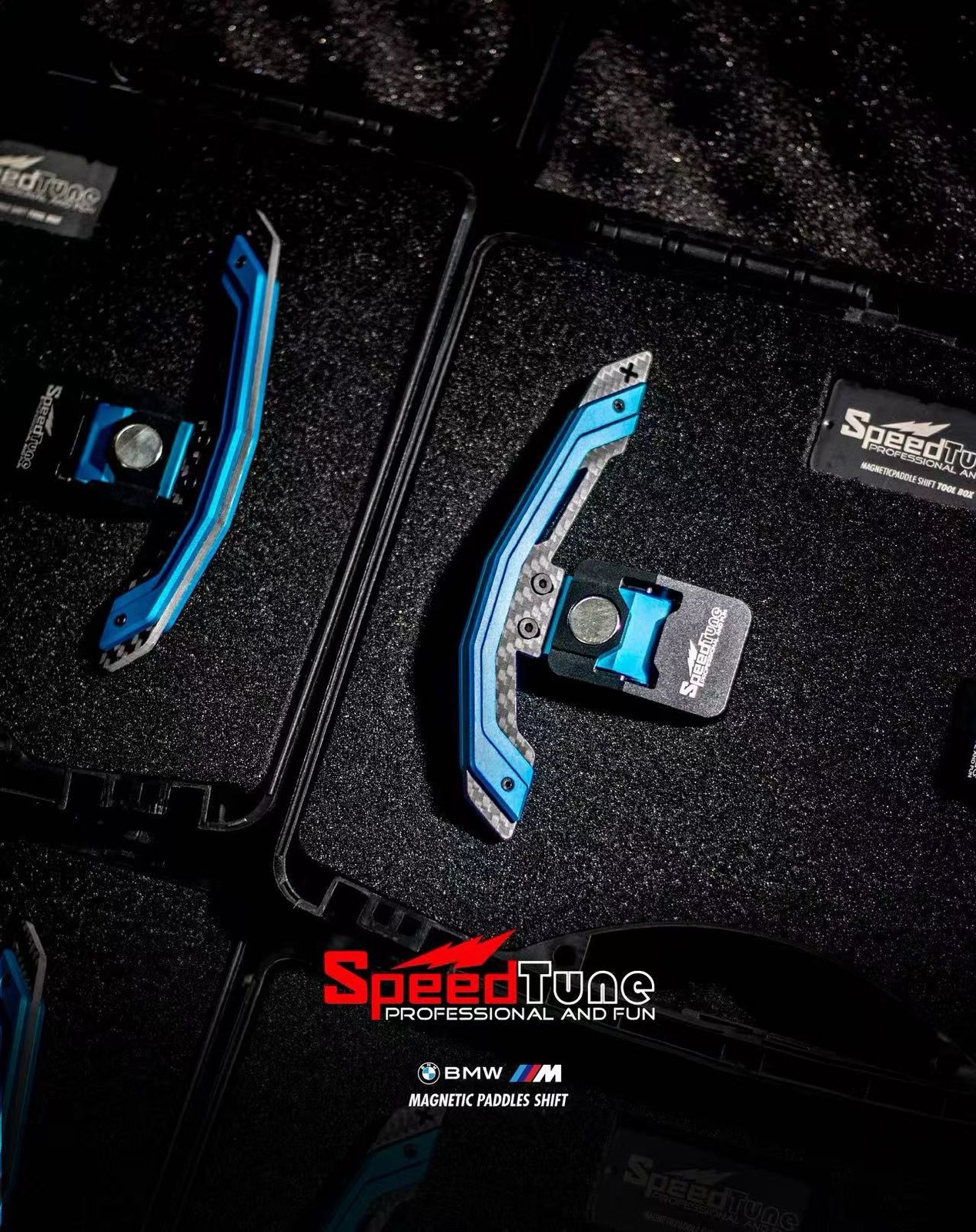 Blue magnetic paddle shifters in the SpeedTune case